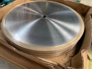Choosing the Right 350mm Diamond Saw Blade for Crystal Stone and Precast Slab: High-Frequency Welded vs Laser Welded